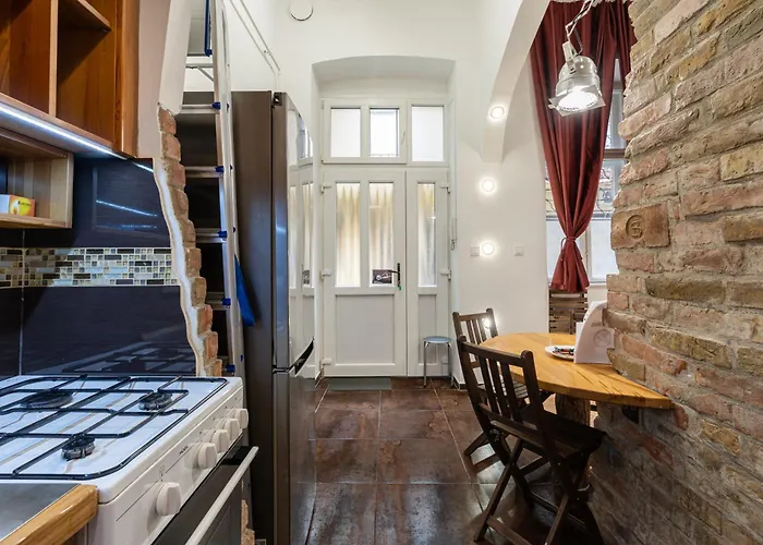 Bella29 * Budapest
